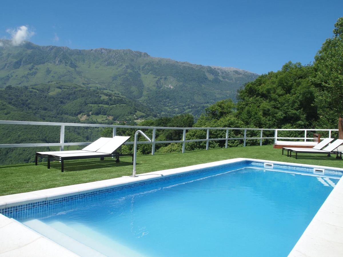 Hotel La Aldea Sonada Oviédo Exterior foto